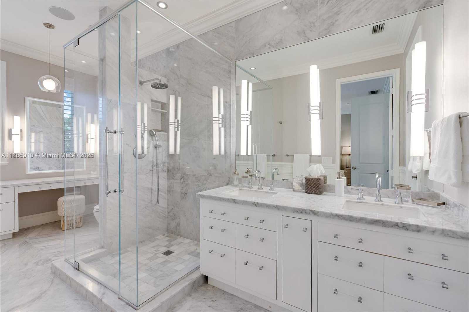 Small Image of 1133 CAMPO SANO AVE #2, Coral Gables Number 28