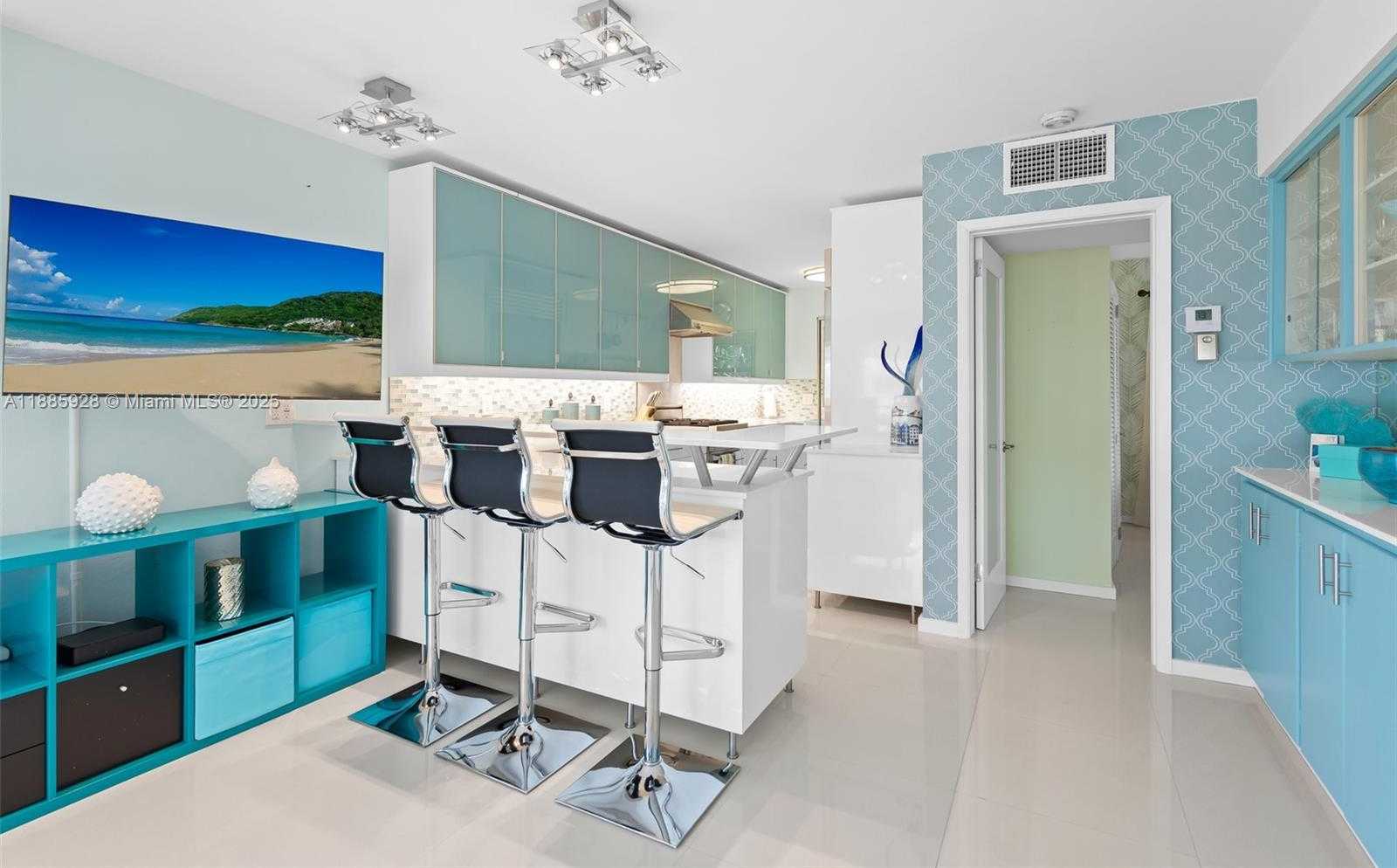 Small Image of 3073 HARBOUR DRIVE #15, Fort Lauderdale Number 14