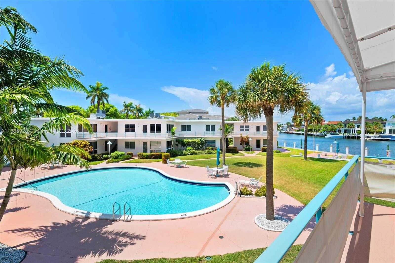 Small Image of 3073 HARBOUR DRIVE #15, Fort Lauderdale Number 7