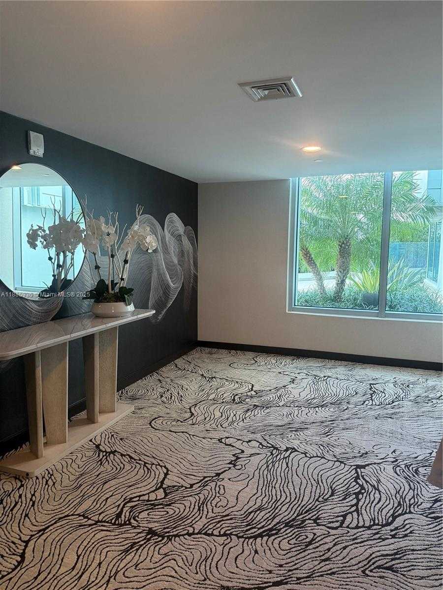 Small Image of 900 BISCAYNE BLVD #5104, Miami Number 51