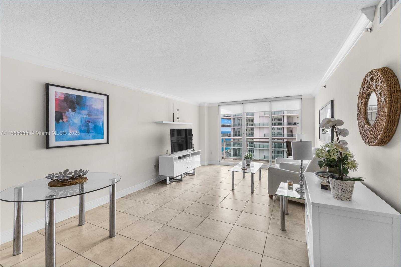 Small Image of 6917 COLLINS AVE #1505, Miami Beach Number 10