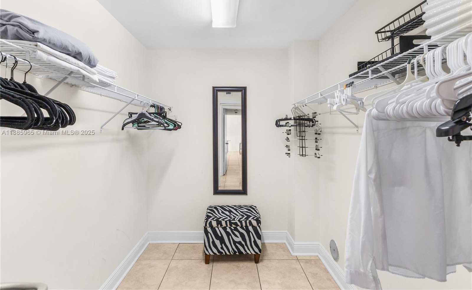 Small Image of 6917 COLLINS AVE #1505, Miami Beach Number 17