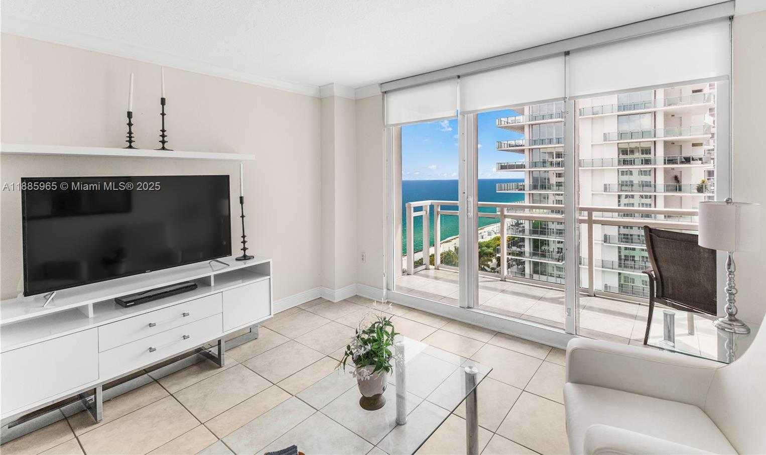 Small Image of 6917 COLLINS AVE #1505, Miami Beach Number 3
