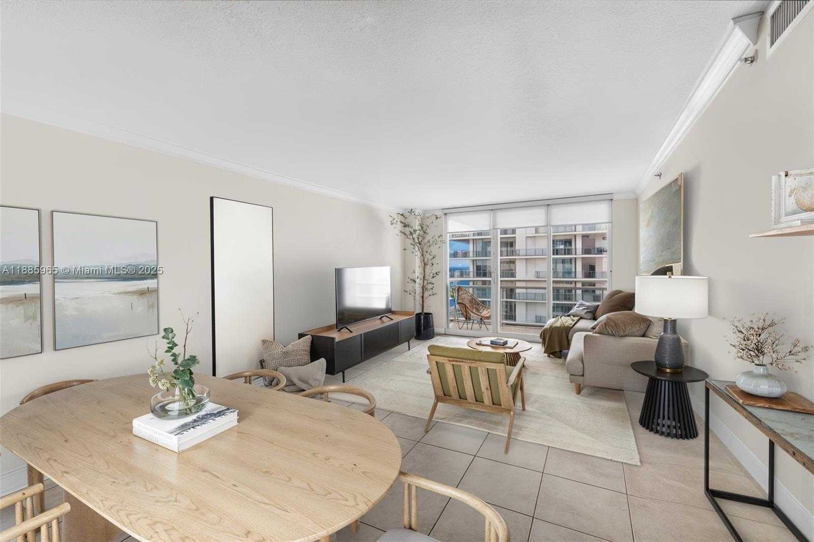 Small Image of 6917 COLLINS AVE #1505, Miami Beach Number 4