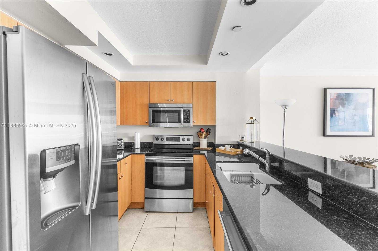 Small Image of 6917 COLLINS AVE #1505, Miami Beach Number 6