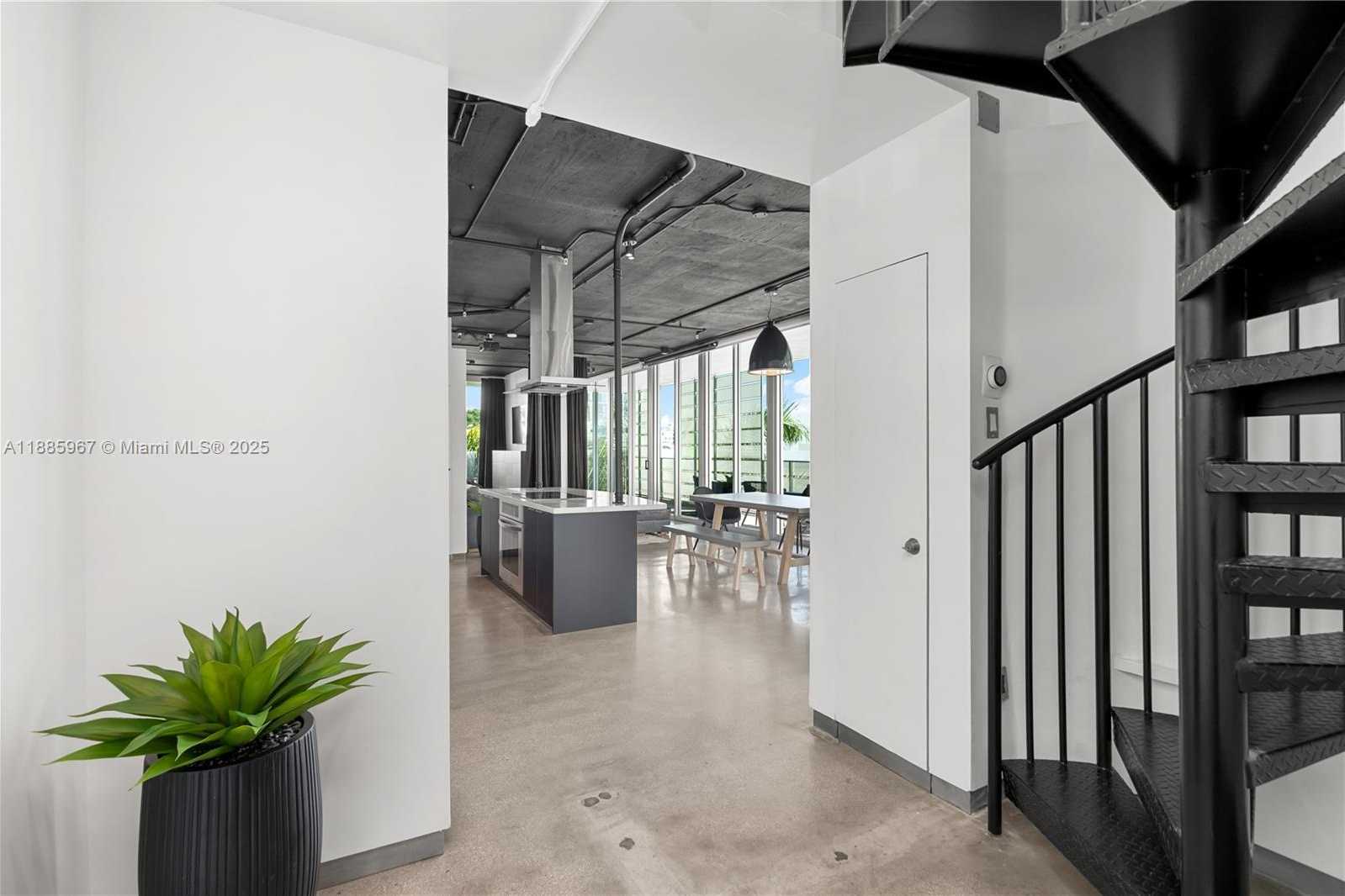 Small Image of 1700 MERIDIAN AVE #501, Miami Beach Number 17