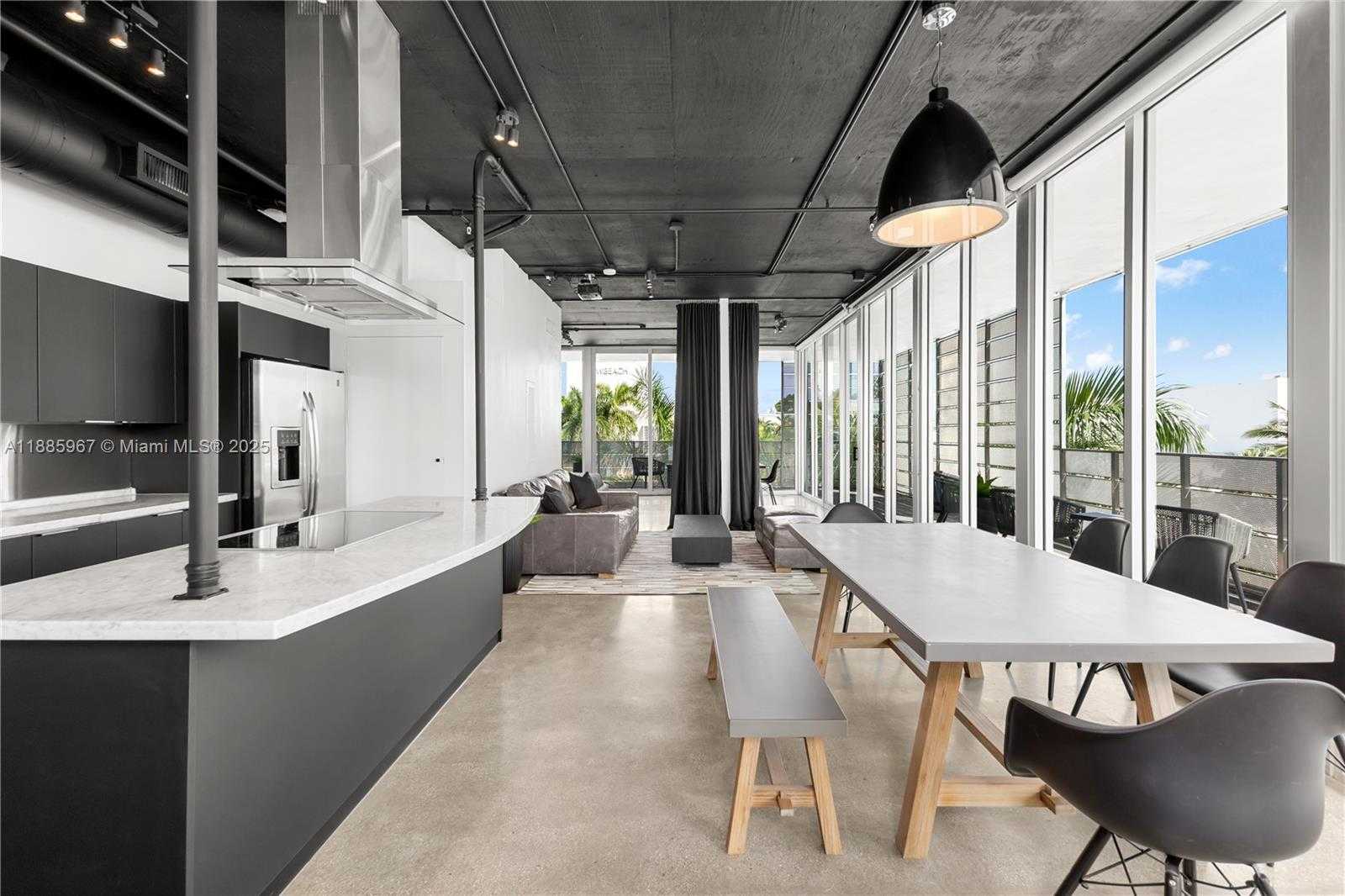 Small Image of 1700 MERIDIAN AVE #501, Miami Beach Number 19