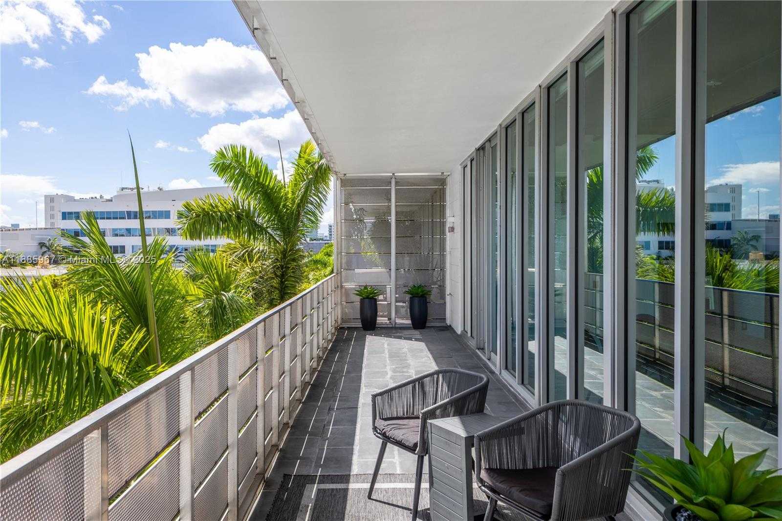 Small Image of 1700 MERIDIAN AVE #501, Miami Beach Number 32