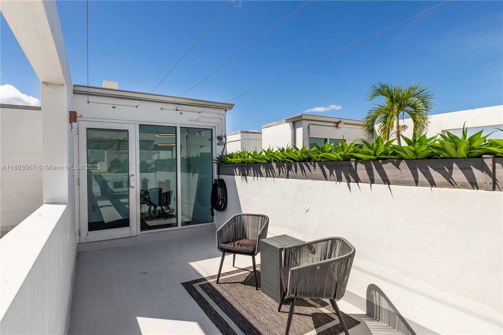Small Image of 1700 MERIDIAN AVE #501, Miami Beach Number 45