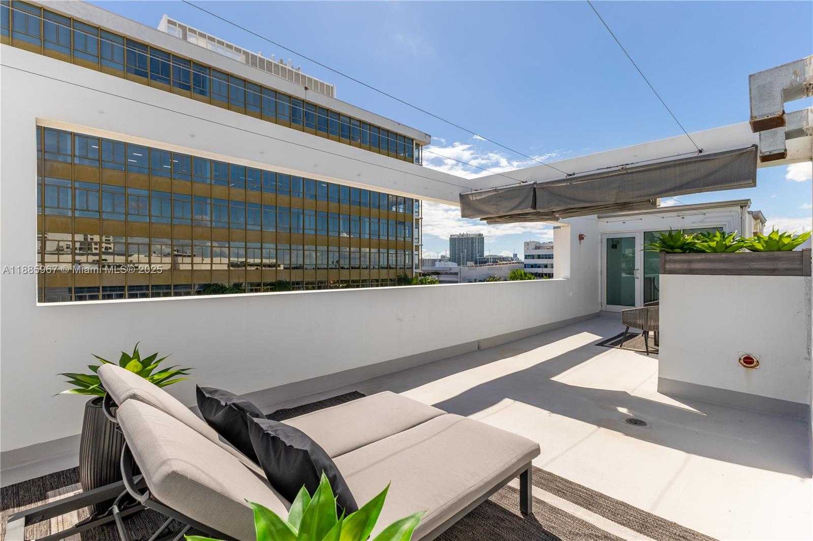 Small Image of 1700 MERIDIAN AVE #501, Miami Beach Number 47