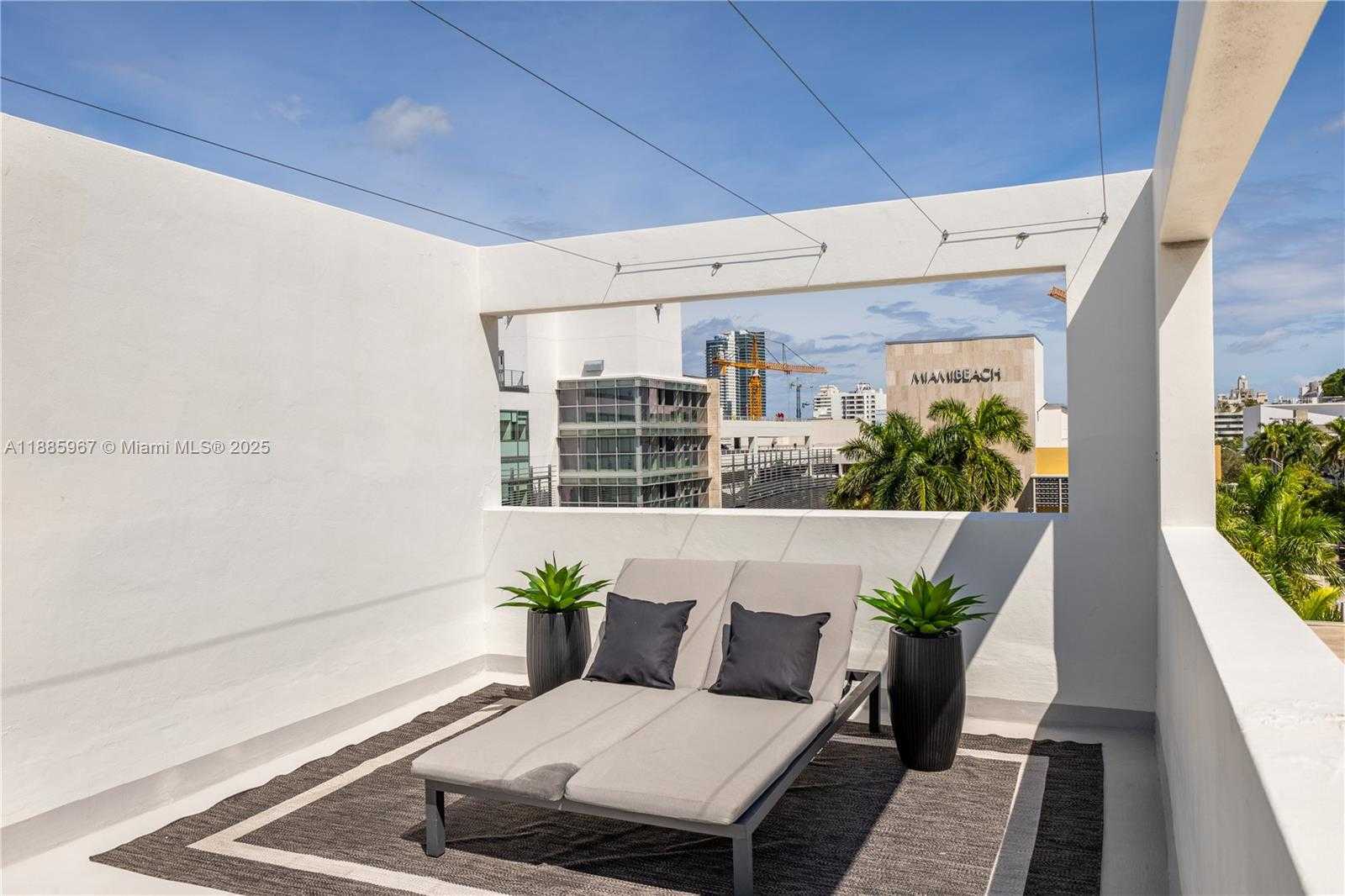 Small Image of 1700 MERIDIAN AVE #501, Miami Beach Number 50
