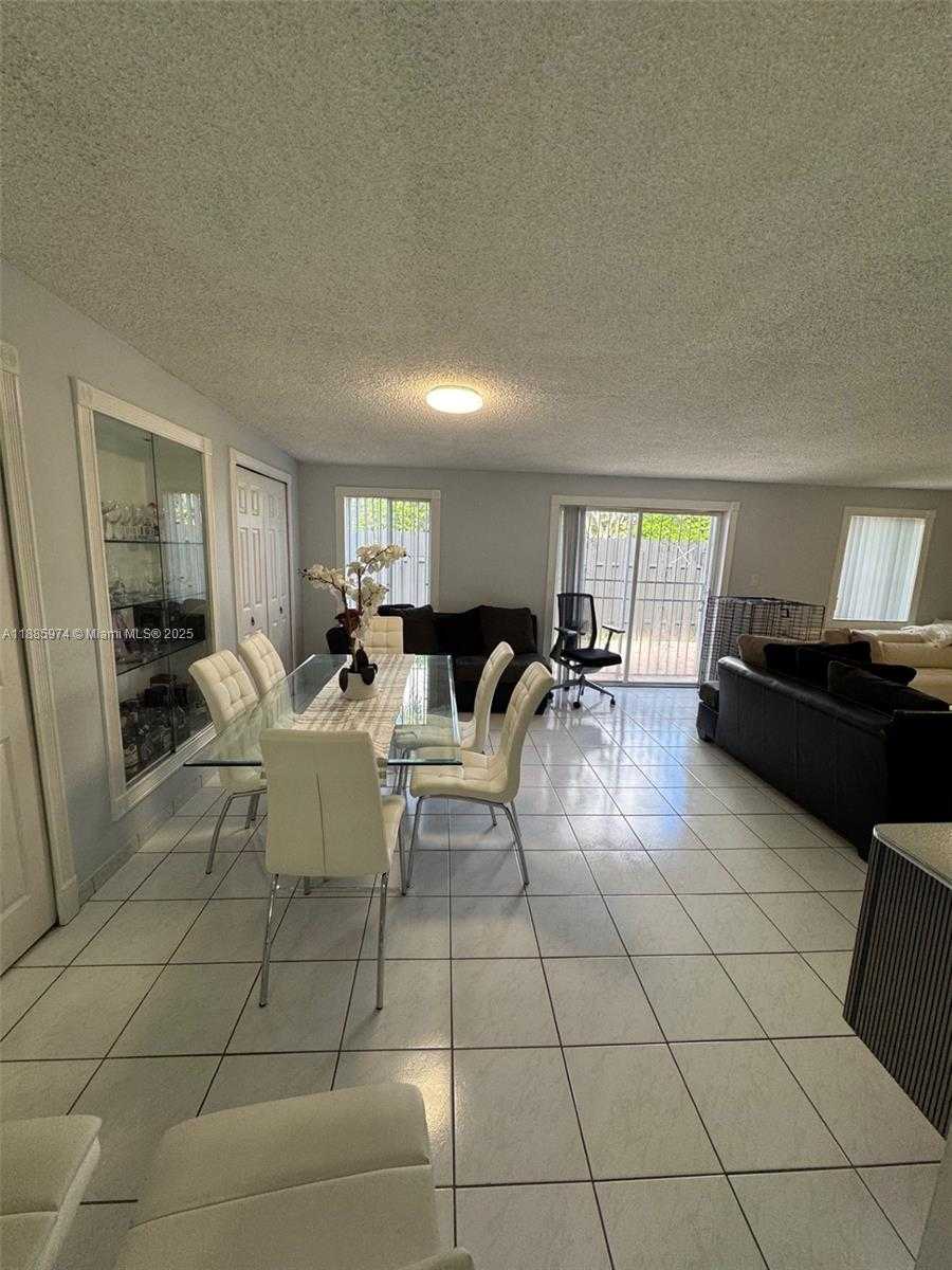 Small Image of 2410 SOUTH WEST 122ND CT #1, Miami Number 3