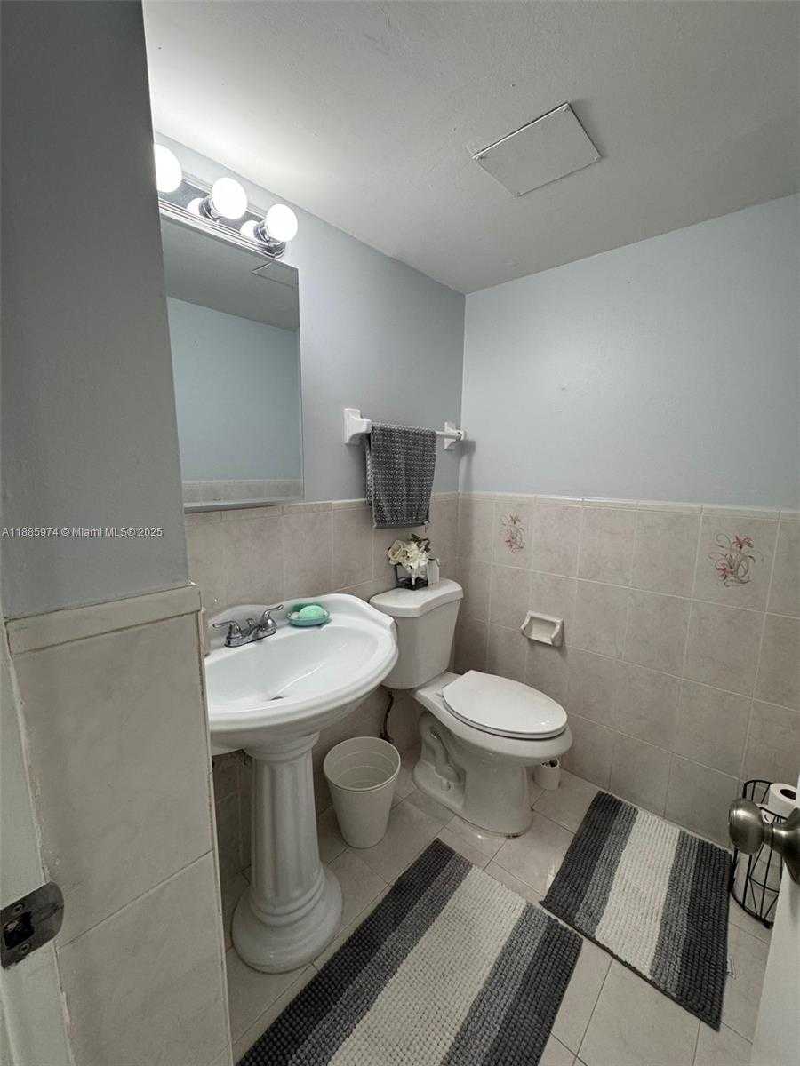 Small Image of 2410 SOUTH WEST 122ND CT #1, Miami Number 9