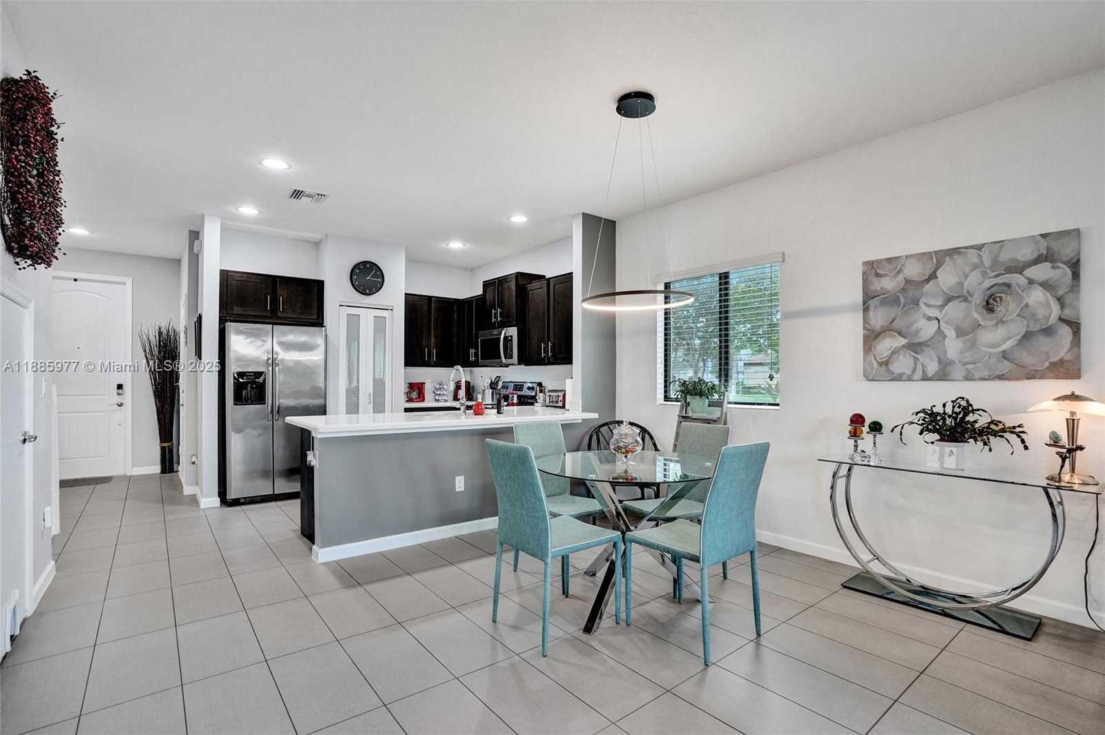 Small Image of 4204 NORTH DIXIE HWY #1, Oakland Park Number 13