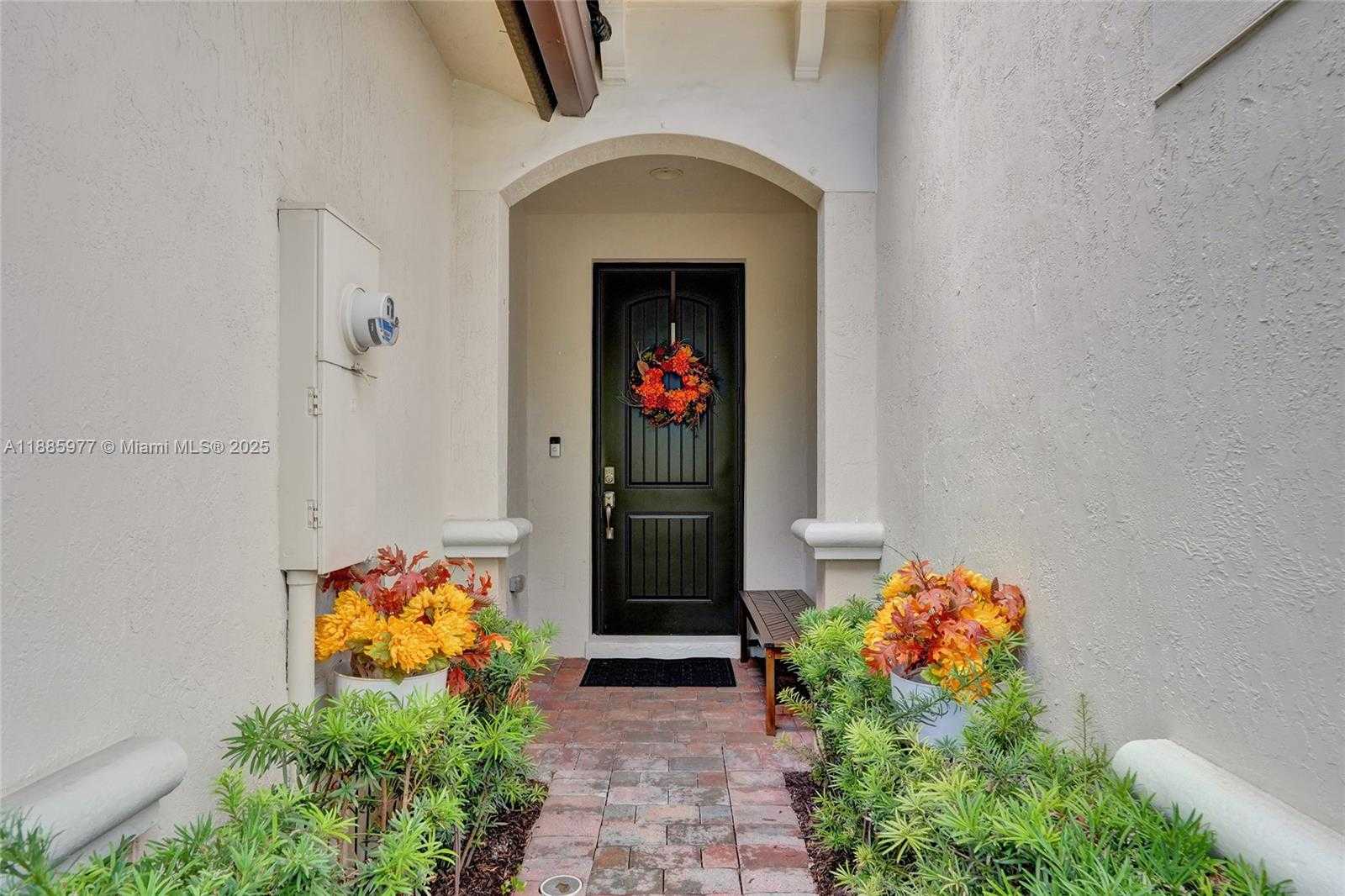 Small Image of 4204 NORTH DIXIE HWY #1, Oakland Park Number 3