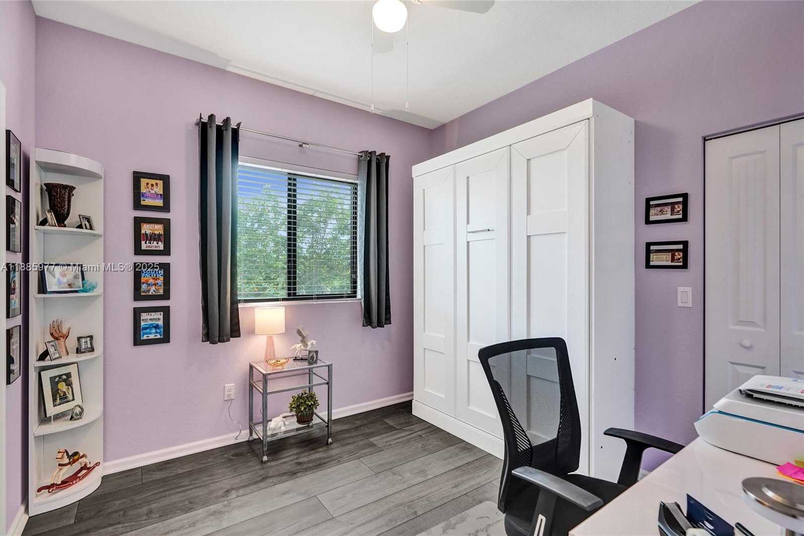 Small Image of 4204 NORTH DIXIE HWY #1, Oakland Park Number 47