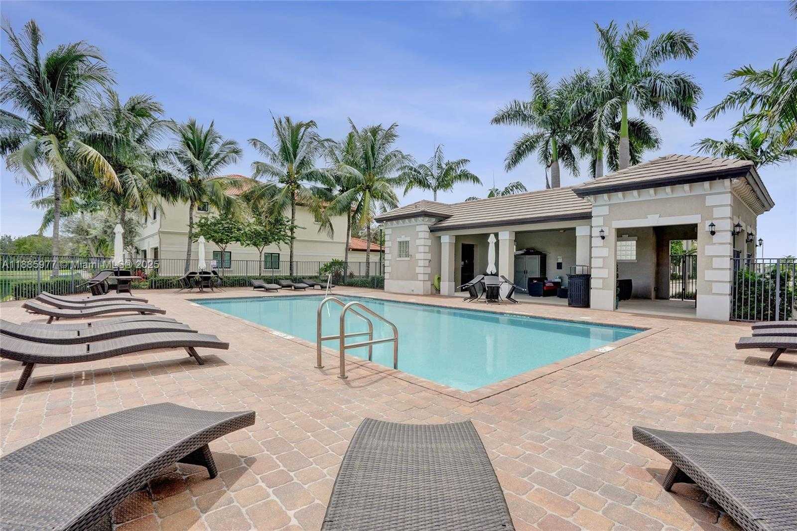 Small Image of 4204 NORTH DIXIE HWY #1, Oakland Park Number 55