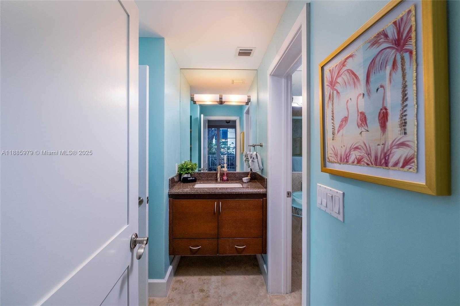 Small Image of 97501 OVERSEAS HWY #316, Key Largo Number 31