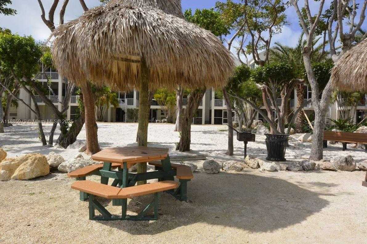 Small Image of 97501 OVERSEAS HWY #316, Key Largo Number 48