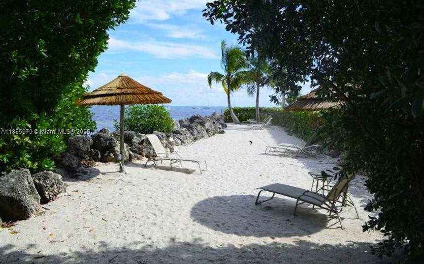 Small Image of 97501 OVERSEAS HWY #316, Key Largo Number 55