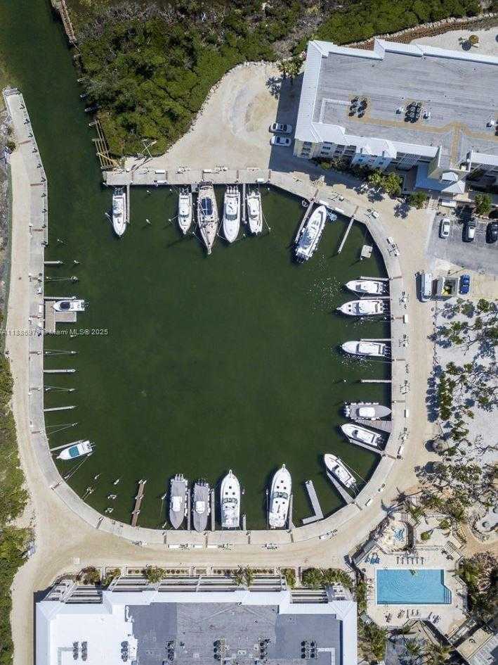 Small Image of 97501 OVERSEAS HWY #316, Key Largo Number 57