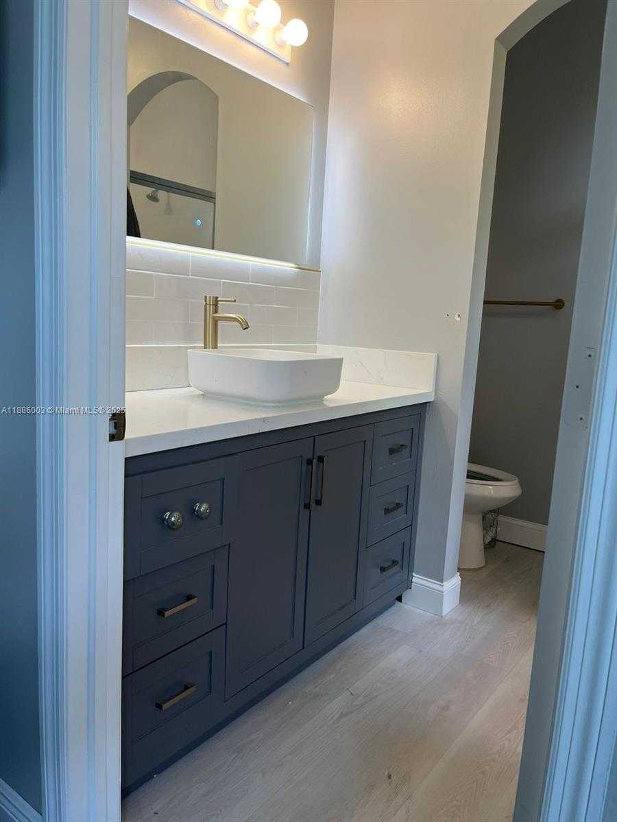 Small Image of 3070 SOUTH WEST 153RD PATH, Miami Number 10