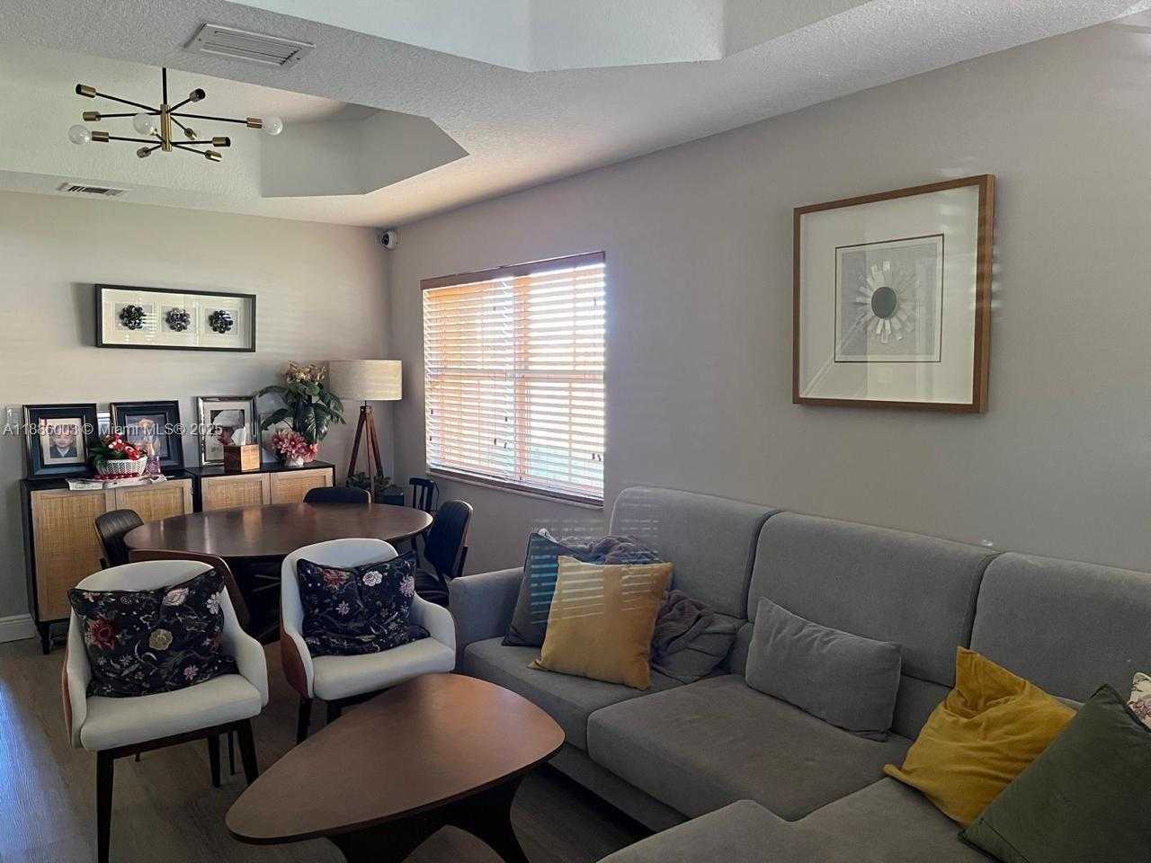 Small Image of 3070 SOUTH WEST 153RD PATH, Miami Number 3