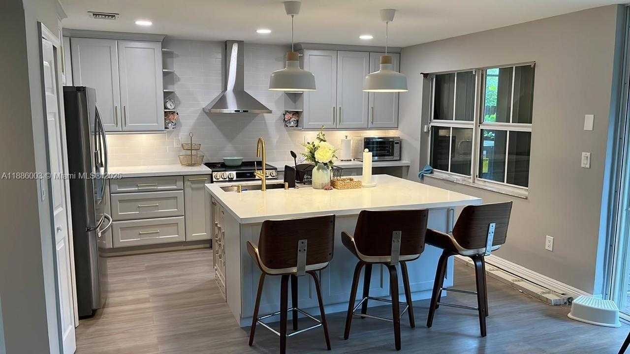 Small Image of 3070 SOUTH WEST 153RD PATH, Miami Number 5