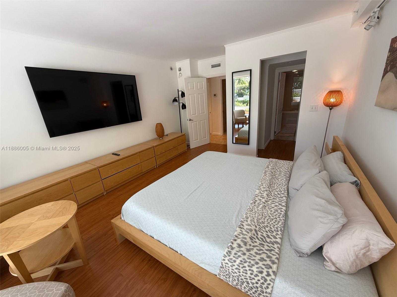 Small Image of 1500 BAY RD #122S, Miami Beach Number 15