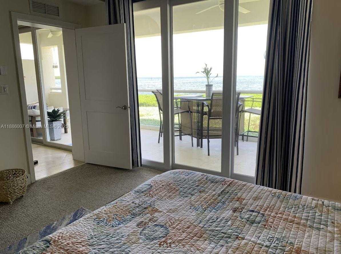 Small Image of 97501 OVERSEAS HWY #312, Key Largo Number 24