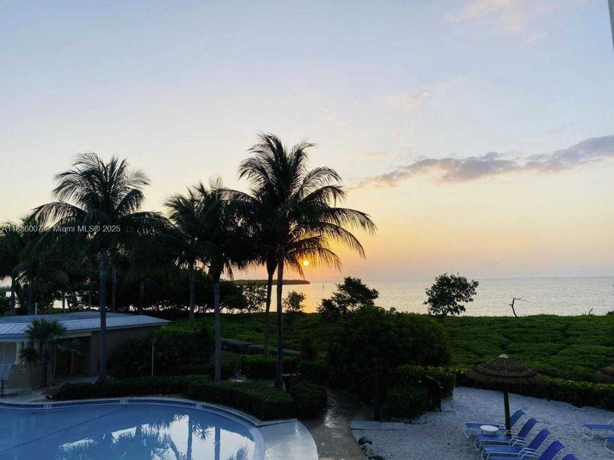 Small Image of 97501 OVERSEAS HWY #312, Key Largo Number 45