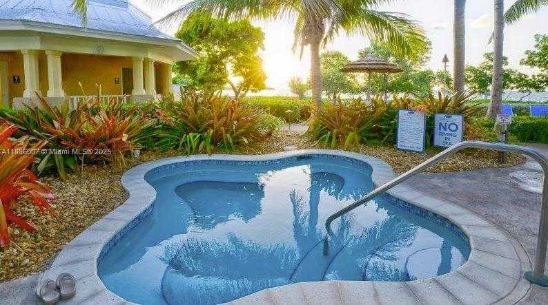 Small Image of 97501 OVERSEAS HWY #312, Key Largo Number 46