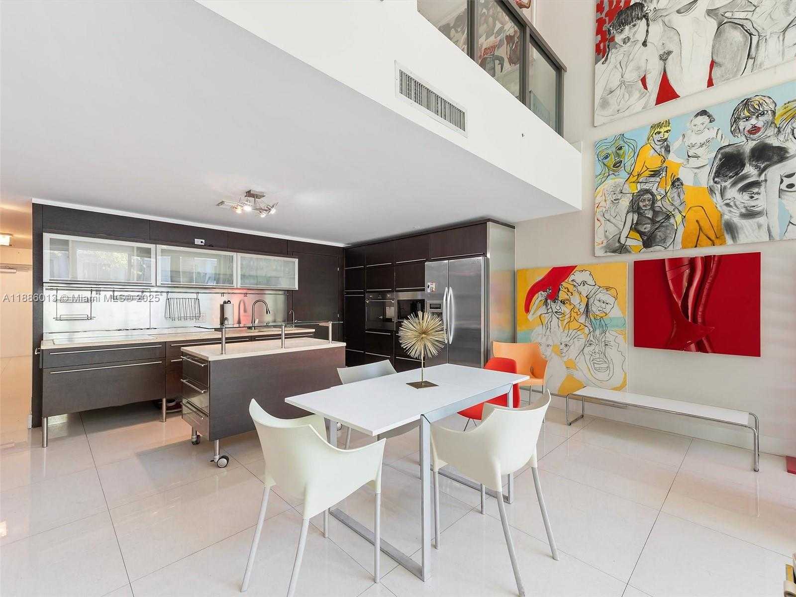 Small Image of 6000 COLLINS AVE #132, Miami Beach Number 11