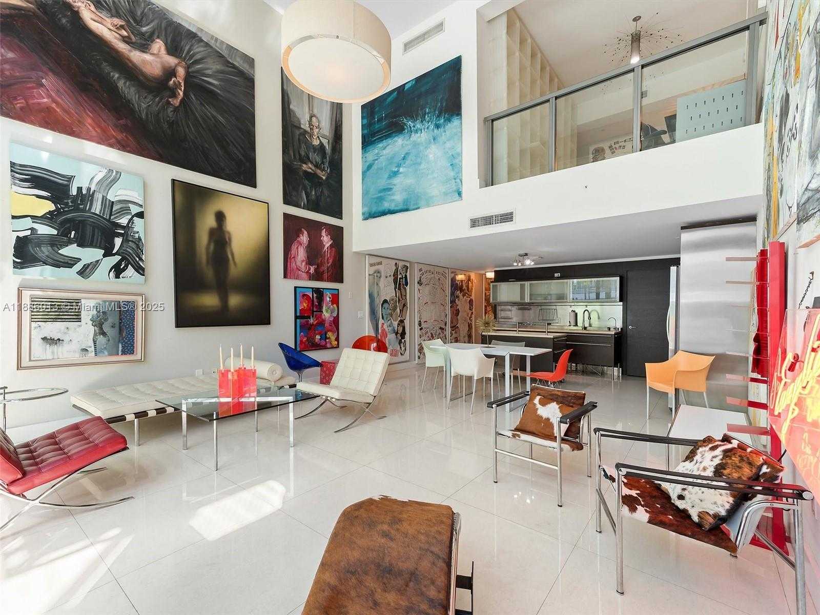 Small Image of 6000 COLLINS AVE #132, Miami Beach Number 7