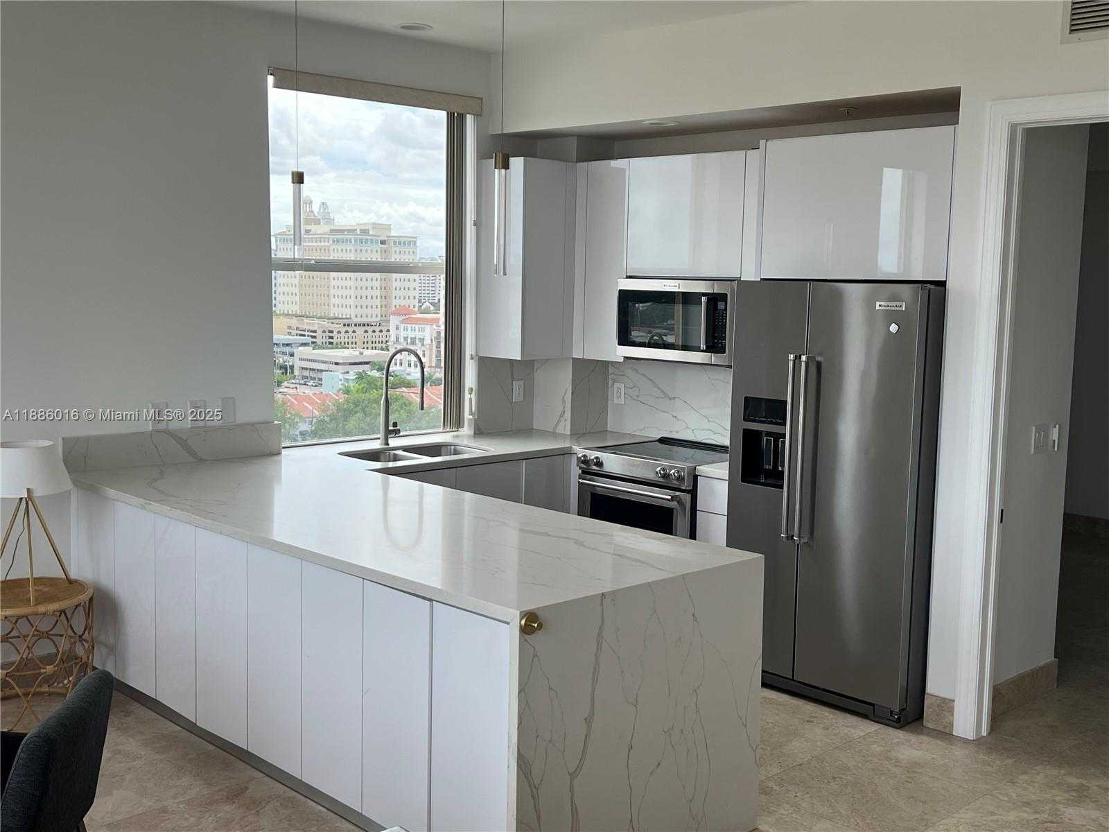 Small Image of 1607 PONCE DE LEON BLVD #14A, Coral Gables Number 4