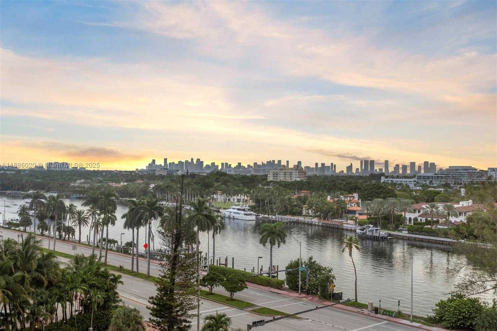 Small Image of 5001 COLLINS AVE #8C, Miami Beach Number 18