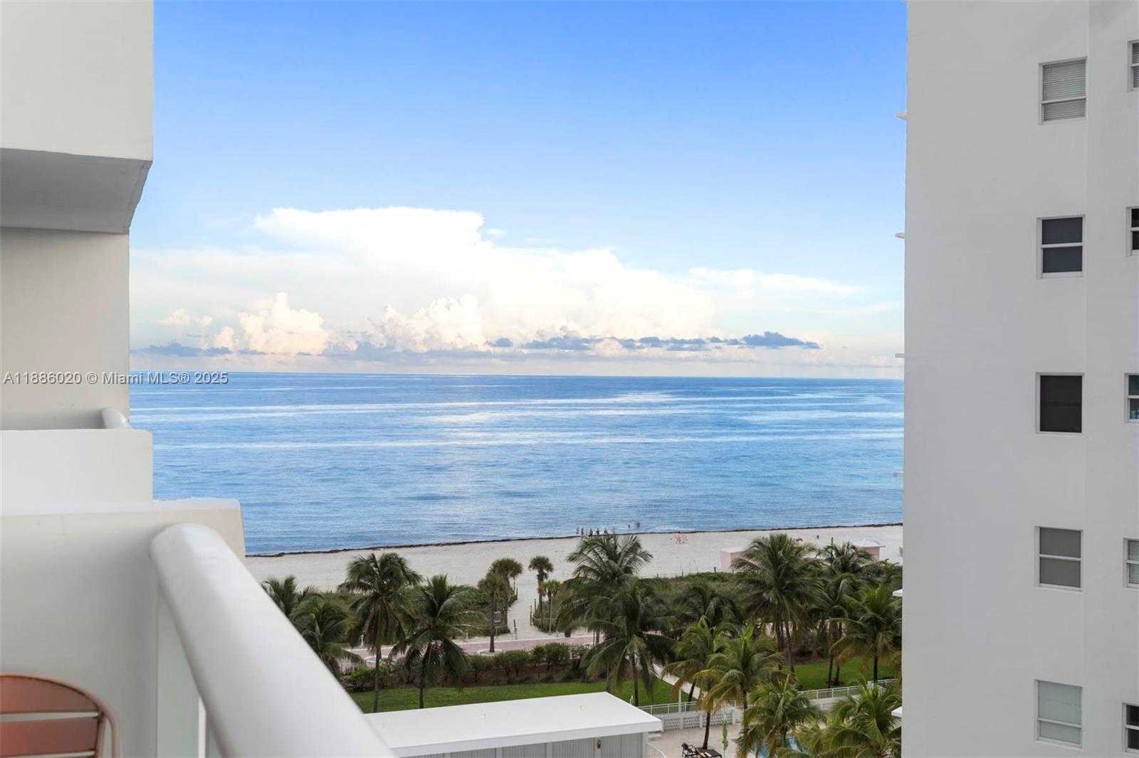 Small Image of 5001 COLLINS AVE #8C, Miami Beach Number 19