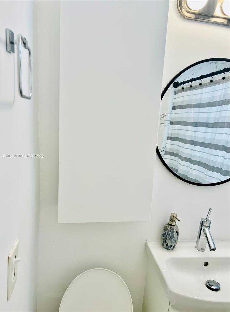 Small Image of 760 JEFFERSON AVE #6, Miami Beach Number 18