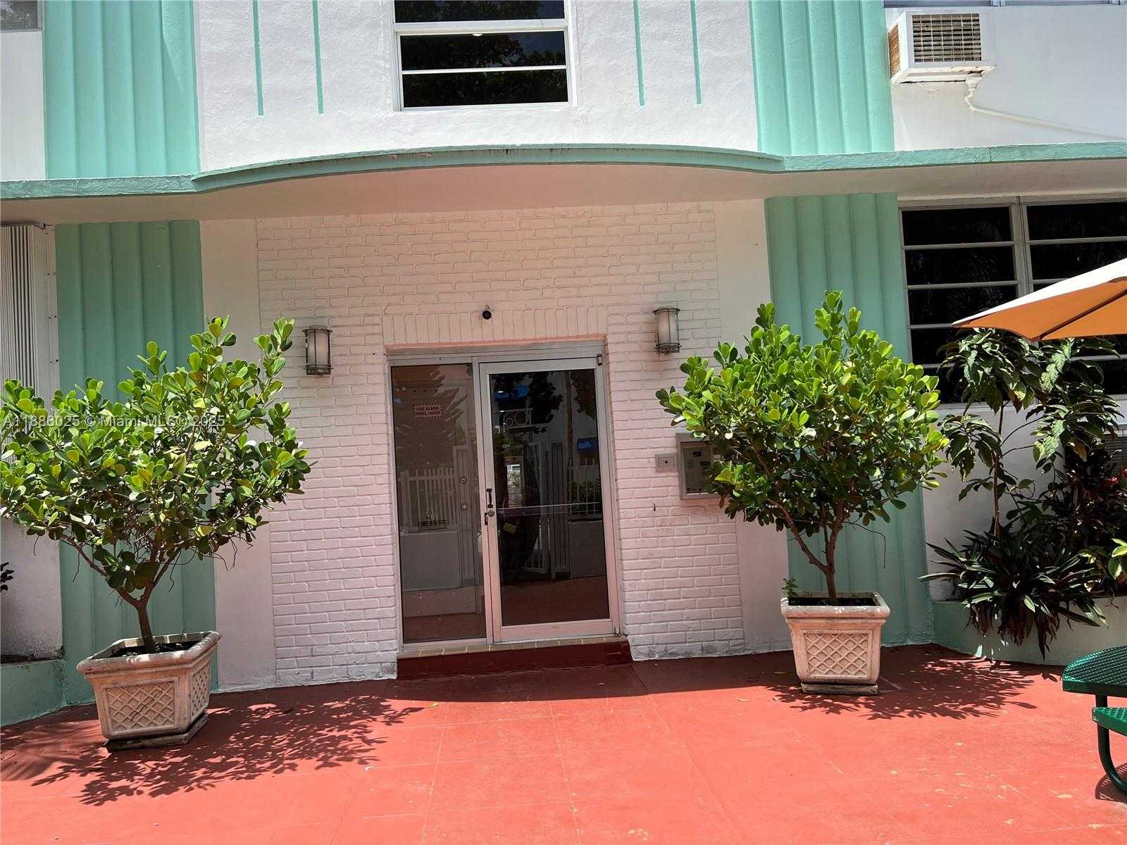 Small Image of 760 JEFFERSON AVE #6, Miami Beach Number 3