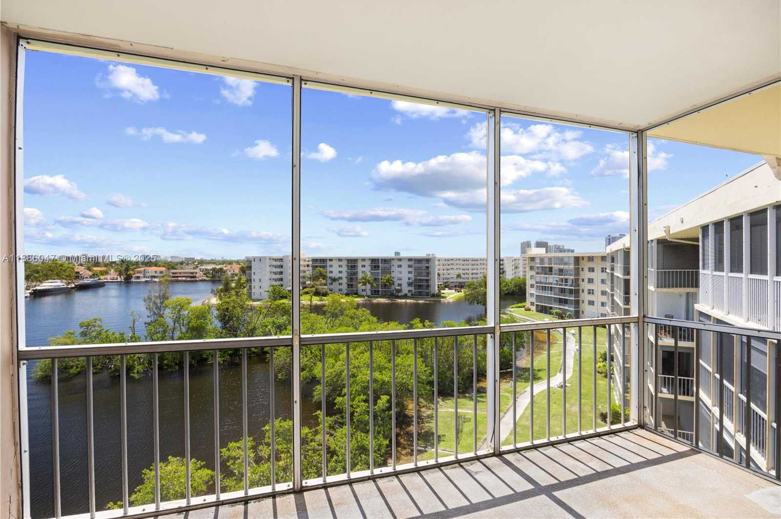 Small Image of 2980 POINT EAST DR #D607, Aventura Number 23