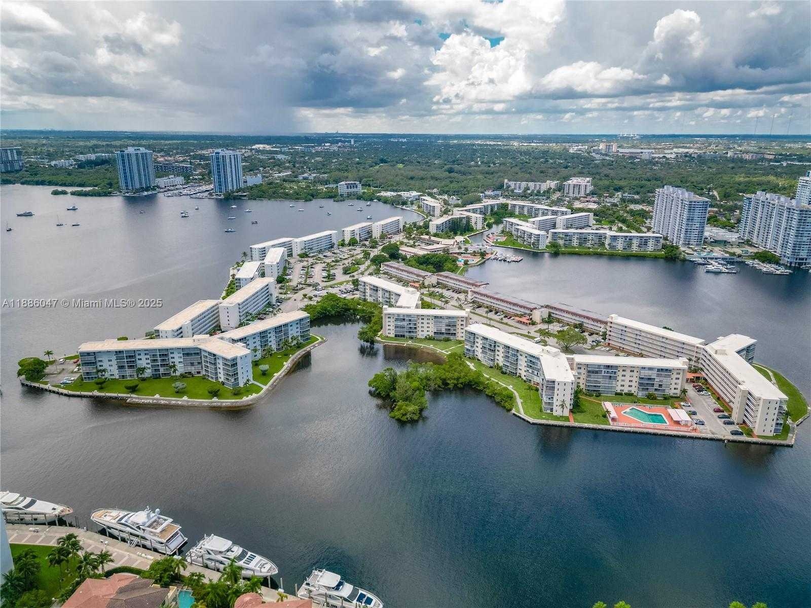 Small Image of 2980 POINT EAST DR #D607, Aventura Number 24