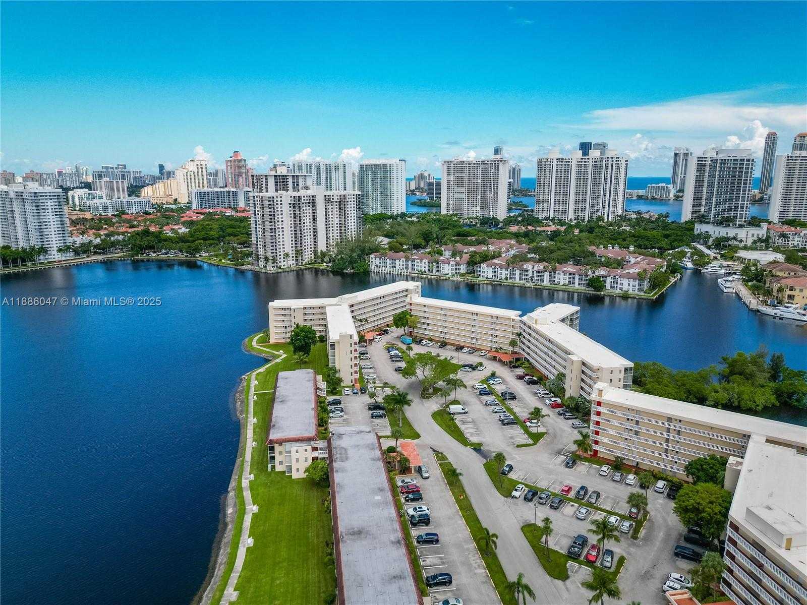Small Image of 2980 POINT EAST DR #D607, Aventura Number 27