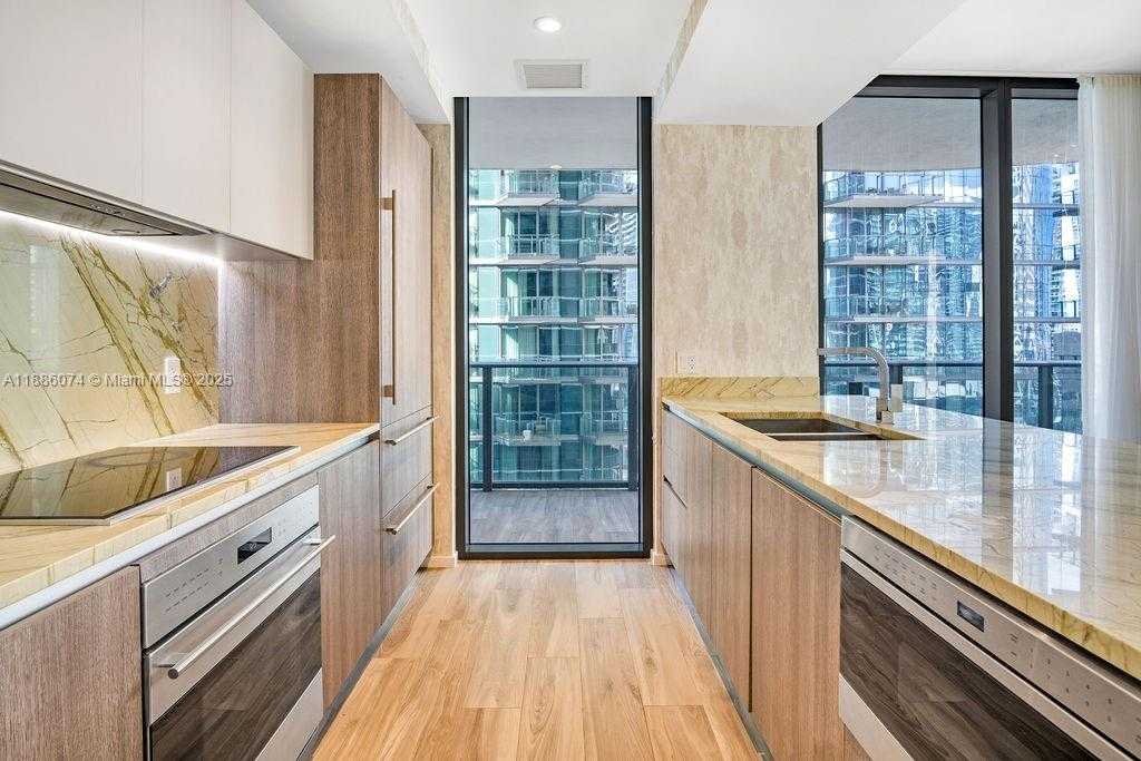 Small Image of 801 SOUTH MIAMI AVE #1805, Miami Number 9