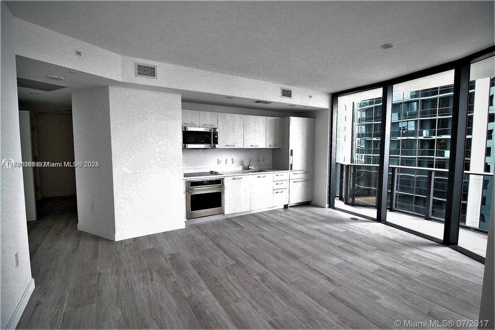 Small Image of 55 SOUTH WEST 9TH ST #1608, Miami Number 4