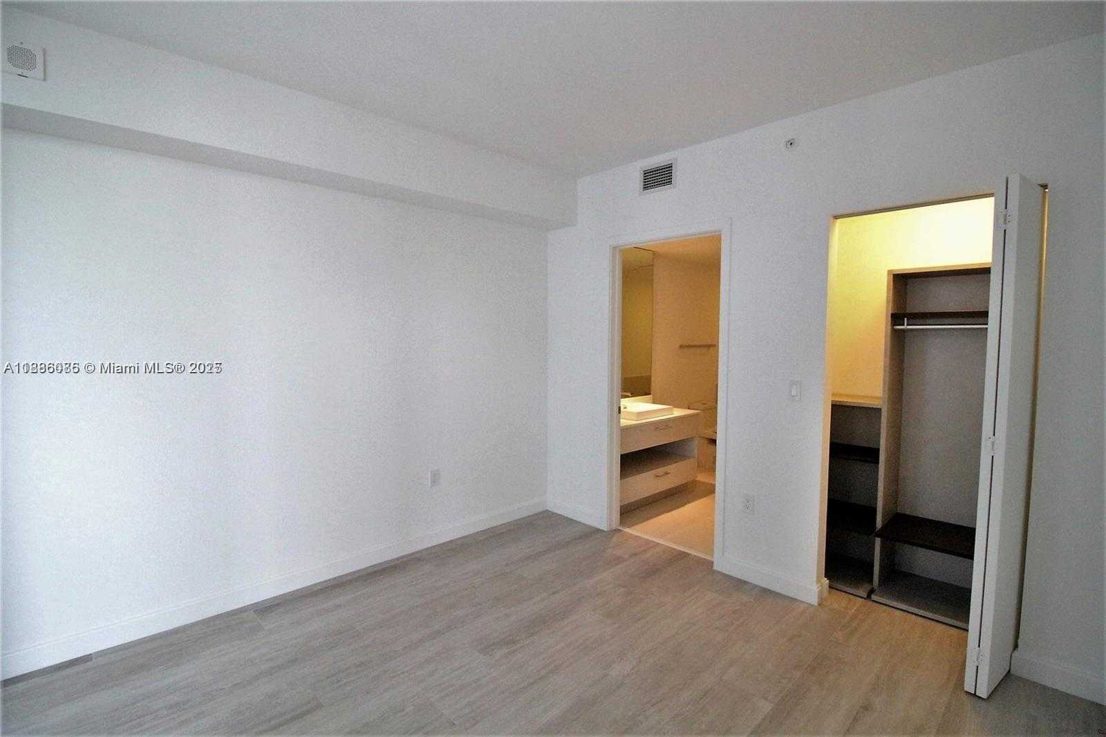 Small Image of 55 SOUTH WEST 9TH ST #1608, Miami Number 7