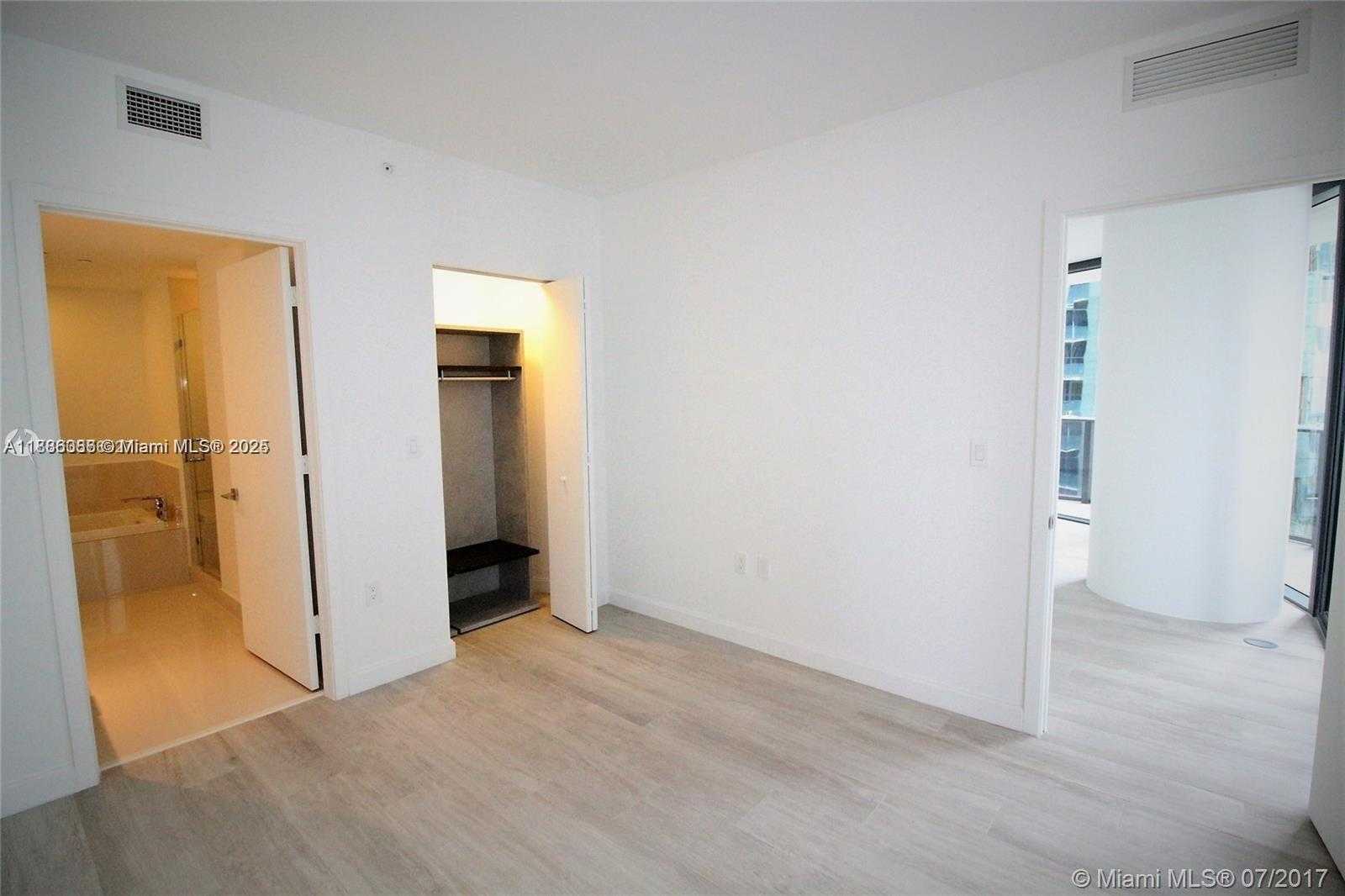 Small Image of 55 SOUTH WEST 9TH ST #1608, Miami Number 8