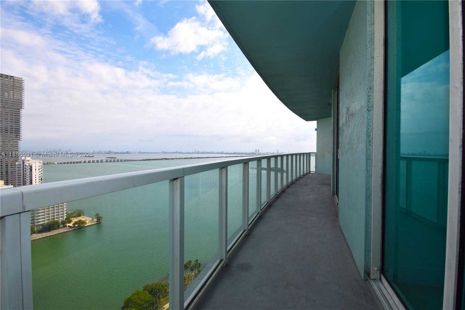 Small Image of 1900 NORTH BAYSHORE DR #2804, Miami Number 17