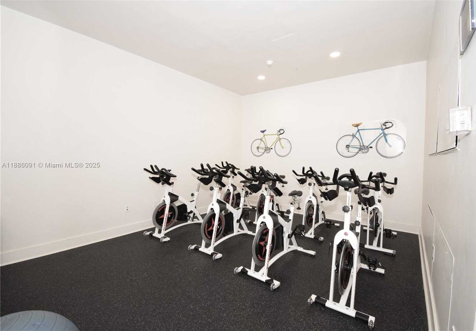 Small Image of 1900 NORTH BAYSHORE DR #2804, Miami Number 32
