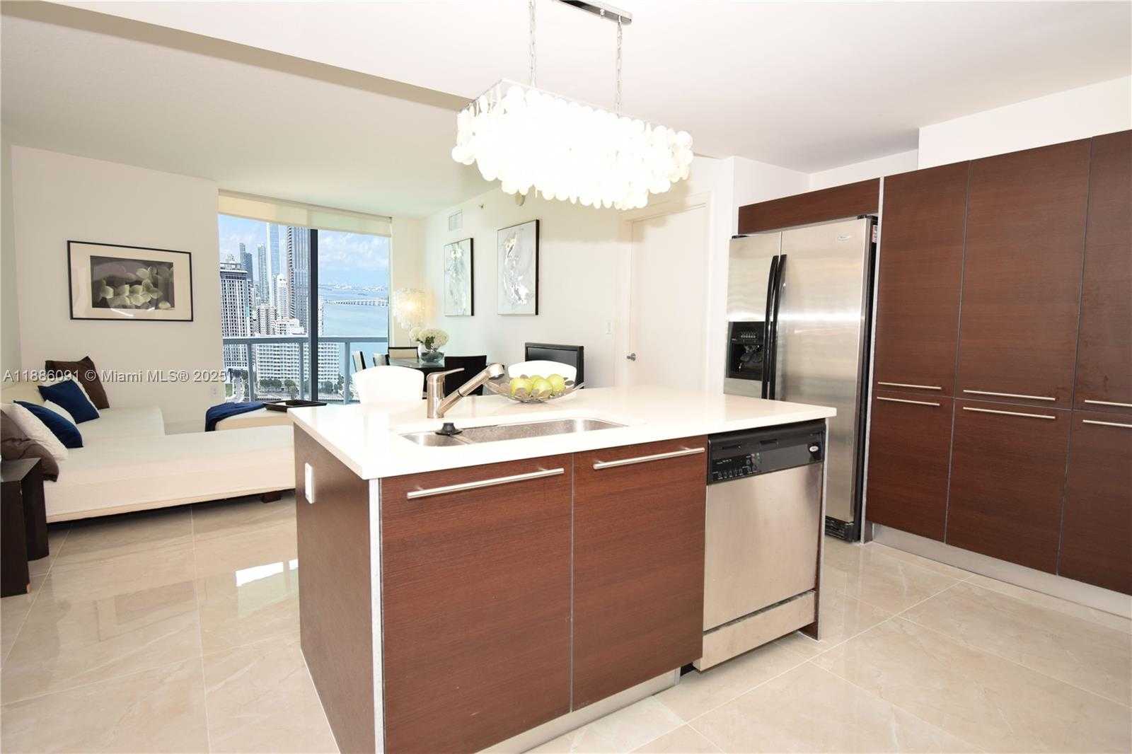 Small Image of 1900 NORTH BAYSHORE DR #2804, Miami Number 9