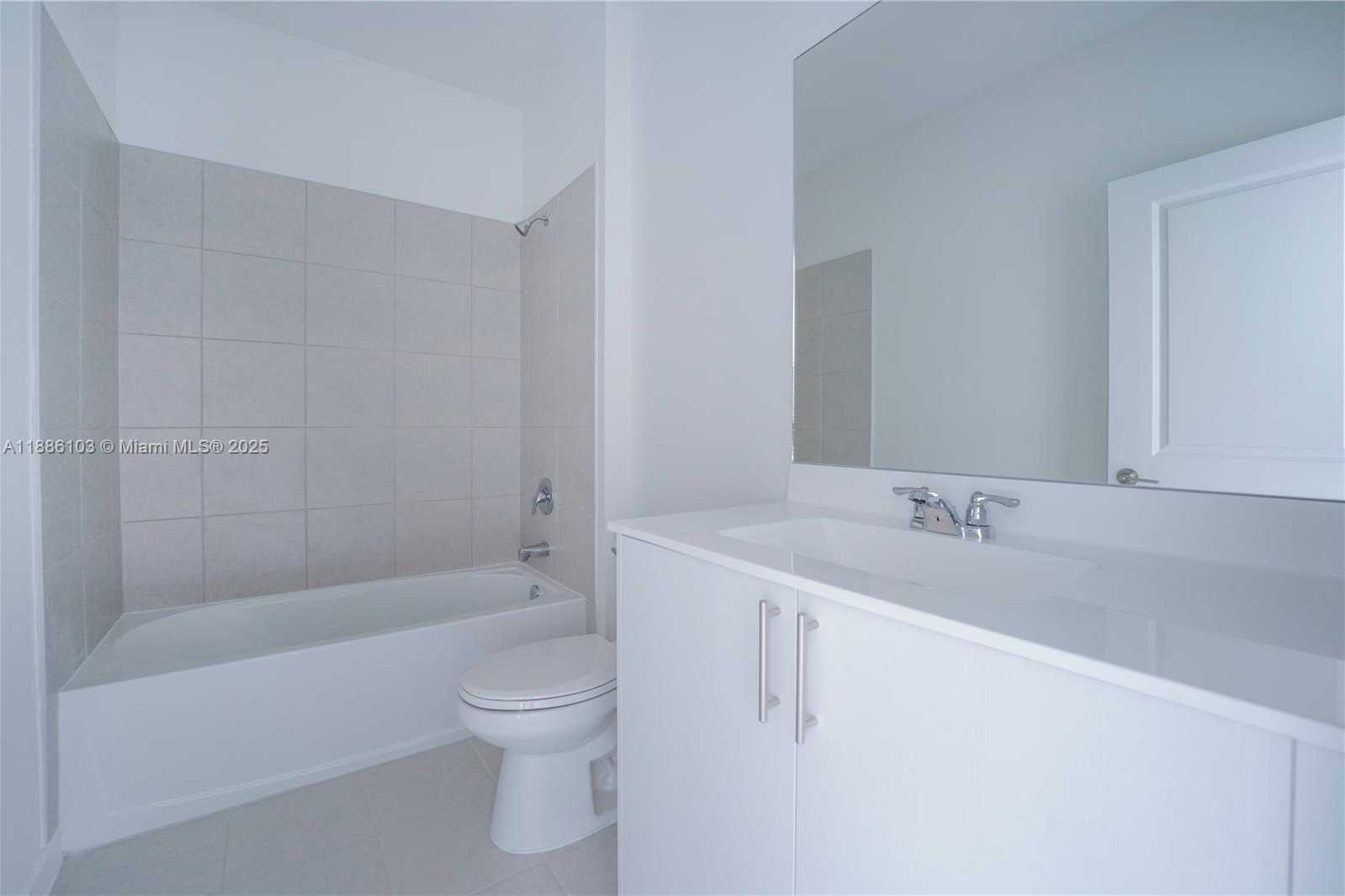 Small Image of 4941 PEACOCK WAY #5838, Dania Beach Number 28